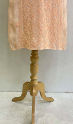 将图像加载到图库查看器中, 勒克瑙手工制作的平纹细布 Chikankari Kurti - HONC0115878