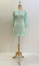 将图像加载到图库查看器中, Lucknowi 手工粘胶乔其纱 Chikankari 上衣 - HONC0133203