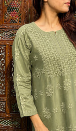 Load image into Gallery viewer, Hania Women's Lakhnavi Handcrafted Chanderi Silk Chikankari Top - HONC0383281