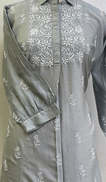 Load image into Gallery viewer, Shamina Women's Lakhnavi Handcrafted Chanderi Silk Chikankari Top - HONC0166358
