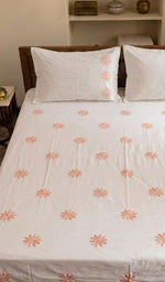 Load image into Gallery viewer, Lakhnavi Handcrafted Cotton Chikankari Bedsheet Set - HONC0373291