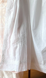 Load image into Gallery viewer, Women's Lucknowi Handcrafted Cotton Chikankari Dupatta - HONC0210043