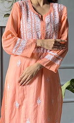 将图像加载到图库查看器中, Women's Lakhnavi Handcrafted Kota Cotton Chikankari Kurti - HONC0306070