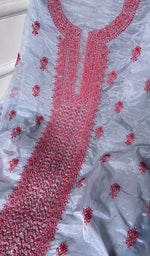 将图像加载到图库查看器中, Lakhnavi 手工制作的欧根纱 Chikankari 未缝合 Kurti 面料 - Honc0133589