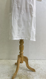 Load image into Gallery viewer, Gulnaaz Women's Lucknowi Handcrafted Mul Cotton Chikankari Kurti - HONC0161282