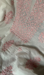 将图像加载到图库查看器中, Women's Lakhnavi Handcrafted Mul Chanderi Kurta And Dupatta Set - HONC0257369