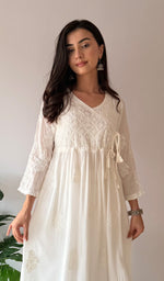 将图像加载到图库查看器中, Women's Lucknowi Handcrafted Modal Cotton Chikankari Angrakha - HONC0210167