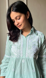 将图像加载到图库查看器中, Women's Lakhnavi Handcrafted Cotton Short Chikankari Kurta And Palazzo Set - HONC0290435