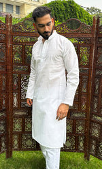 Load image into Gallery viewer, Men's Lucknowi Handcrafted Cotton Chikankari Kurta - HONC0325971