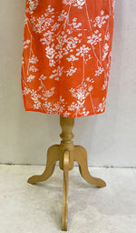 Load image into Gallery viewer, Women's Lucknowi Handcrafted Cotton Chikankari Kurti- HONC0147433