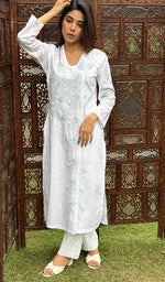 将图像加载到图库查看器中, Women's Lucknowi Handcrafted Cotton Chikankari Kurti - HONC0274387