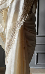 Load image into Gallery viewer, Women's Lakhnavi Handcrafted Tussar Silk Chikankari Saree - HONC0284164