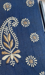 将图像加载到图库查看器中, Chikankari Dairy - HONC0330010