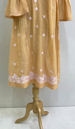 将图像加载到图库查看器中, Fariah Women's Lucknowi Handcrafted Mul Chanderi Chikankari Kurti - HONC0160041