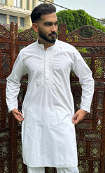 Load image into Gallery viewer, Men's Lucknowi Handcrafted Cotton Chikankari Kurta And Pant Set - HONC0289319