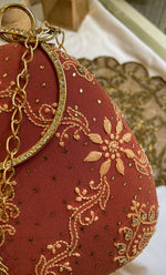 Load image into Gallery viewer, Elegant Floral Chikankari Handle Clutch - HONC0263118