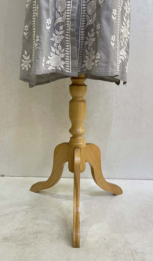 Women's Lakhnavi Handcrafted Linen Cotton Chikankari Kurti - HONC079397