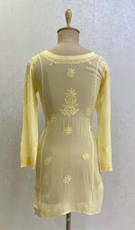 将图像加载到图库查看器中, Lucknowi 手工粘胶乔其纱 Chikankari 上衣 - HONC0133213