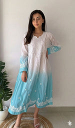 Load image into Gallery viewer, Fariah Women's Lucknowi Handcrafted Mul Chanderi Ombre Chikankari Kurti - HONC05944584