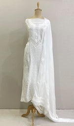Load image into Gallery viewer, Women's Lakhnavi Handcrafted Muslin Chikankari Kurta And Dupatta Set - HONC0108139