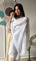 将图像加载到图库查看器中, Women's Lucknowi Handcrafted Cotton Chikankari Dupatta - HONC0304008