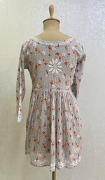 将图像加载到图库查看器中, Rehnuma Women's Lakhnavi Handcrafted Printed Mulmul Cotton Chikankari Top - HONC0162235