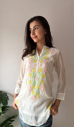 Load image into Gallery viewer, Sophia Women's Lakhnavi Handcrafted Mul Chanderi Chikankari Top - HONC0372912