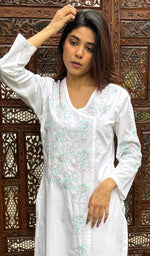 将图像加载到图库查看器中, Women's Lucknowi Handcrafted Cotton Chikankari Kurti - HONC0274387
