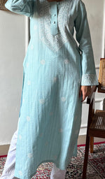 将图像加载到图库查看器中, Prisha Women's Lakhnavi Handcrafted Cotton Chikankari Kurti - HONC03352330