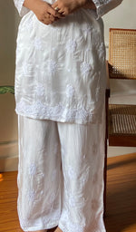 Load image into Gallery viewer, Women's Lakhnavi Handcrafted Modal Cotton Chikankari Short Kurta And Plazzo Set - HONC0290872