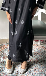 Load image into Gallery viewer, Women's Lucknowi Handcrafted Cotton Chikankari Kurti - HONC0330729