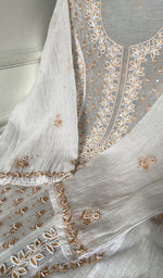 Load image into Gallery viewer, Saziya Women's Lakhnavi Handcrafted Mul Chanderi Semi - Stitched Kurta And Dupatta Set - HONC0357404