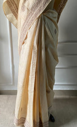 将图像加载到图库查看器中, Women's Lakhnavi Handcrafted Tussar Silk Chikankari Saree - HONC0313446
