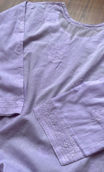 将图像加载到图库查看器中, Women's Lakhnavi Handcrafted Cotton Chikankari Top - HONC0214051