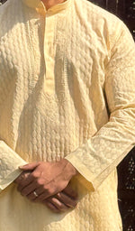 Load image into Gallery viewer, Men's Lucknowi Handcrafted Cotton Chikankari Kurta - HONC0260674