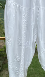 Load image into Gallery viewer, Women's Lucknowi Handcrafted Cotton Chikankari Dhoti - HONC0292315