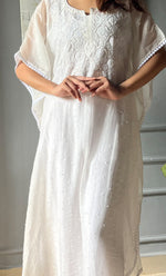 将图像加载到图库查看器中, Jazba Women's Lucknowi Handcrafted Mul chanderi Chikankari Kaftan - HONC0303414