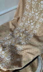 Load image into Gallery viewer, Women's Lakhnavi Handcrafted Maheshwari Mul Chanderi Kurta And Dupatta Set - HONC0301241