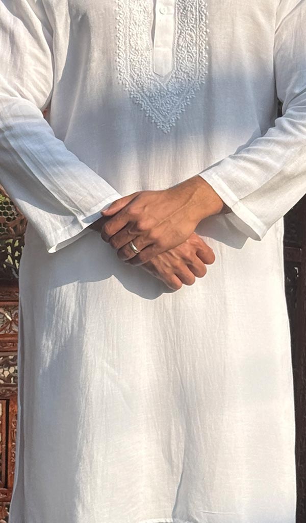Men's Lucknowi Handcrafted Linen Cotton Chikankari Kurta - HONC0253037