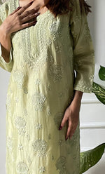 将图像加载到图库查看器中, Sufi Women's Lucknowi Handcrafted Chanderi Silk Chikankari Kurti - HONC0141536
