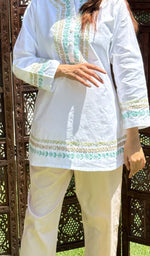 Load image into Gallery viewer, Women's Lakhnavi Handcrafted Cotton Chikankari Top And Pant Set - HONC0282051