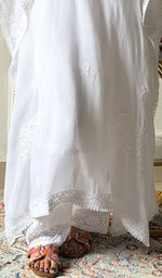 Load image into Gallery viewer, Women's Lucknowi Handcrafted Cotton Chikankari Kaftan - HONC0311105