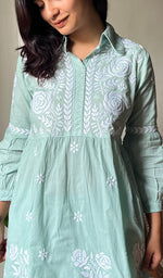 将图像加载到图库查看器中, Women's Lakhnavi Handcrafted Cotton Short Chikankari Kurta And Palazzo Set - HONC0290435