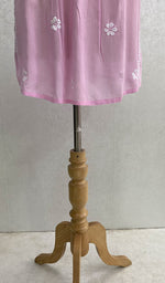 将图像加载到图库查看器中, Lucknowi 手工莫代尔棉 Chikankari 长袍 - HONC098359