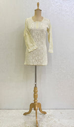 将图像加载到图库查看器中, Samira Women's Lucknowi Handcrafted Cotton Chikankari Top - HONC0165187