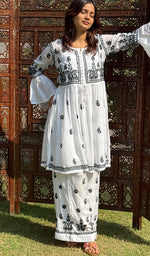 Load image into Gallery viewer, Women's Lakhnavi Handcrafted Muslin Chikankari Kurta And palazzo Set - HONC0229350