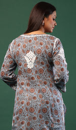 Load image into Gallery viewer, Zainish Women&#39;s Lucknowi Handcrafted Mul Cotton Chikankari Kurti - HONC0120031
