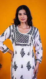将图像加载到图库查看器中, Women's Lucknowi Handcrafted Chanderi Silk Chikankari Angrakha - HONC0206999
