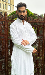Load image into Gallery viewer, Men's Lucknowi Handcrafted Cotton Chikankari Kurta - HONC0315299