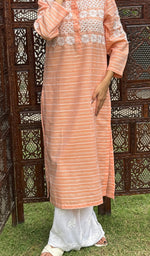 Load image into Gallery viewer, Amanat Women's Lucknowi Handcrafted Cotton Chikankari Kurti - HONC0276850